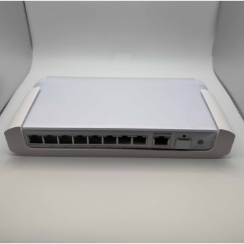 Unifi Flex 2.5G-8 / PoE väggfäste