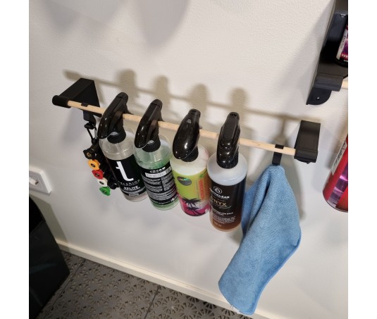 Sprejflaskhållare