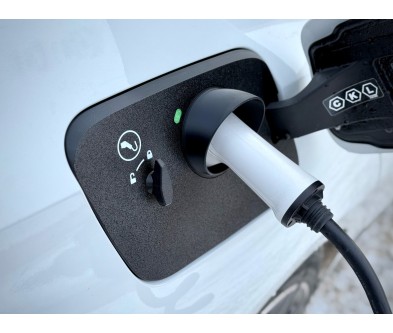 BMW i5 laddluckeskydd