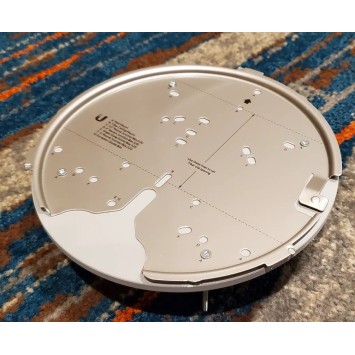 Rörfäste för Unifi U6 Pro WiFi AP